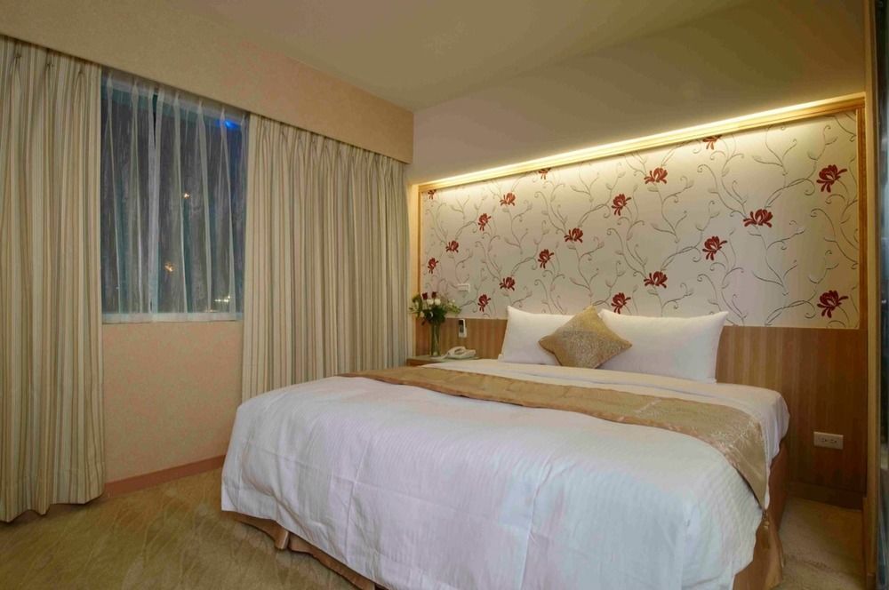 Hotel Color Banciao Exterior photo